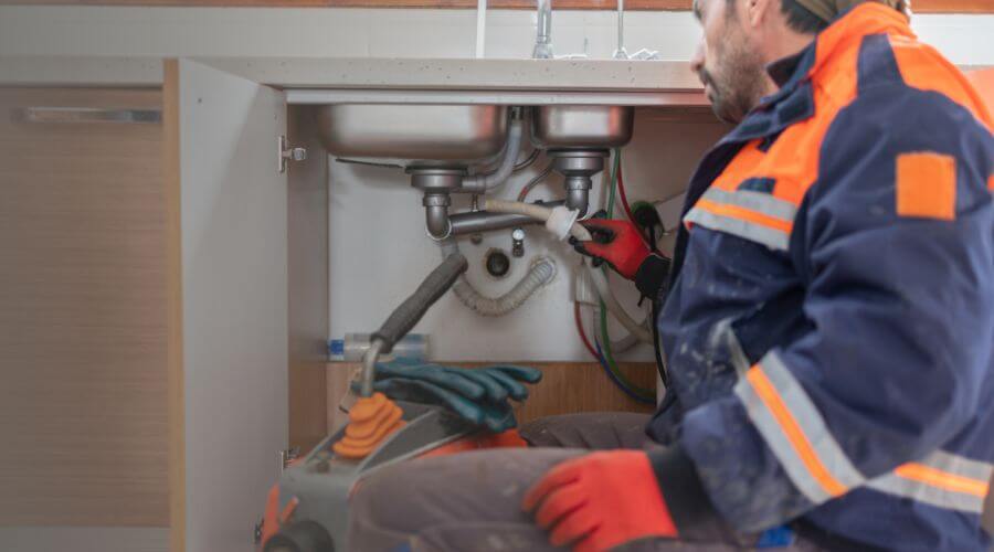 Commercial Slab Leak Plumbing in Jelm, WY